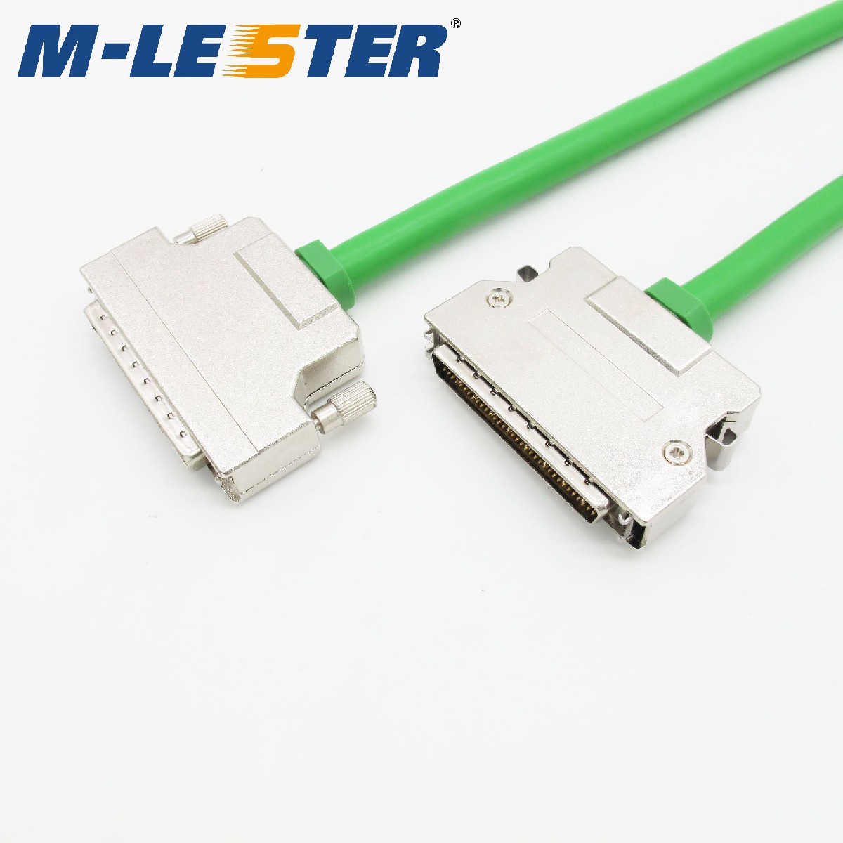 SCSI DB68针转DB68针锌合金铁壳螺丝+锌合金铁壳弹片式